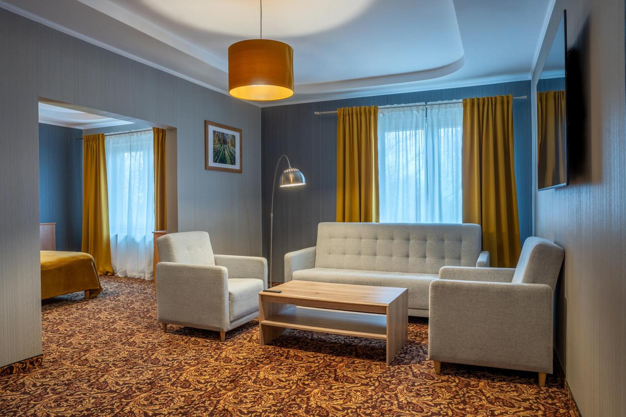 Hotel Kuznia Napoleonska Teresin Exteriér fotografie